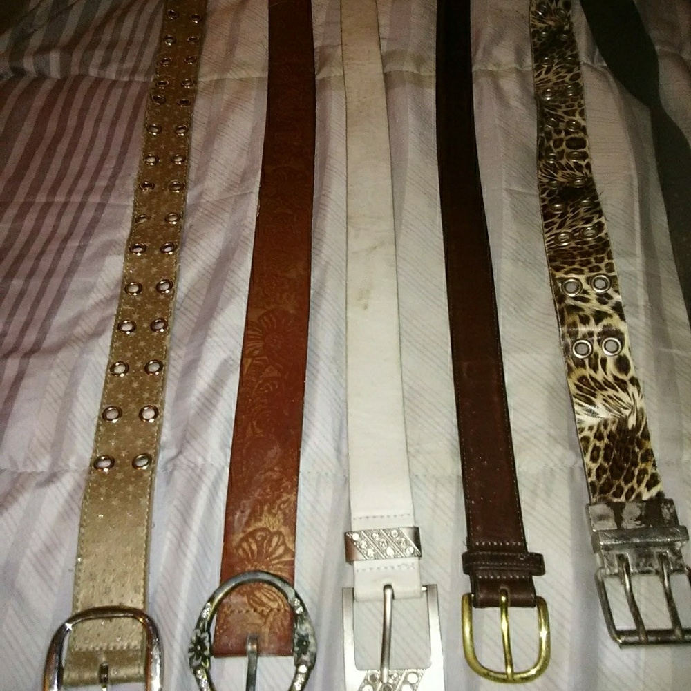 Women's belts